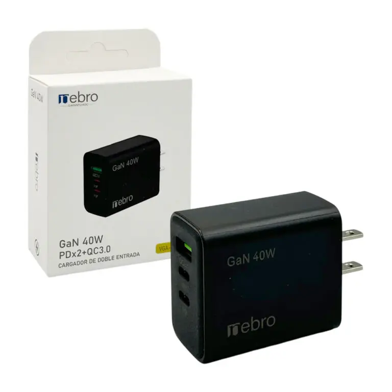 Cargador con 2 puertos usb-c y usb de 40 watts